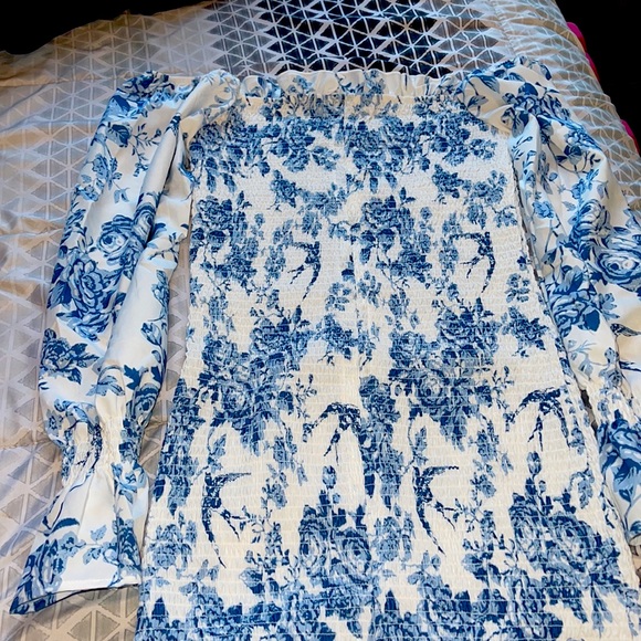 Dress - Picture 2 of 2